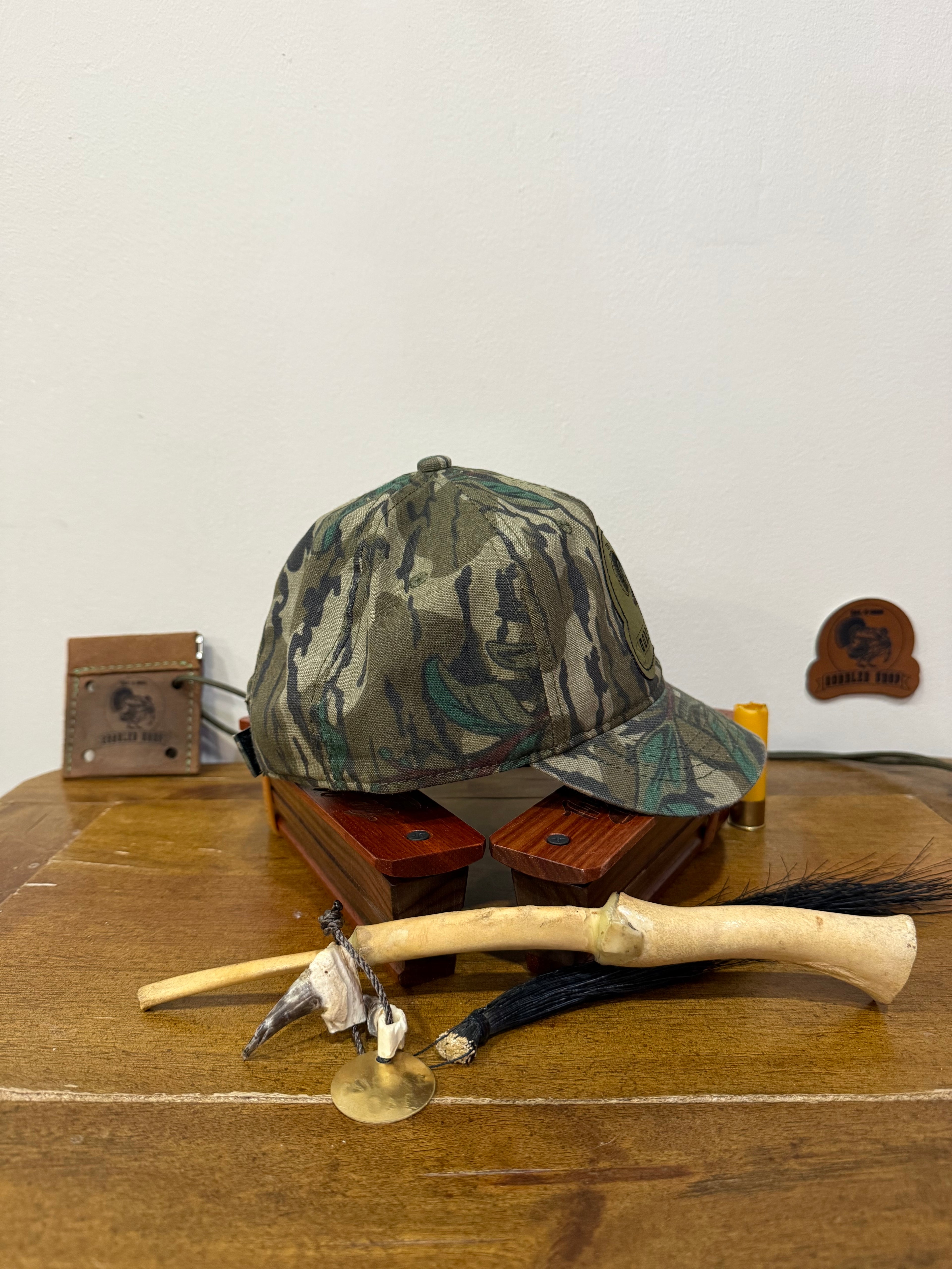 "Signs of Spring" Mossy Oak Greenleaf Short Bill Hunting Hat