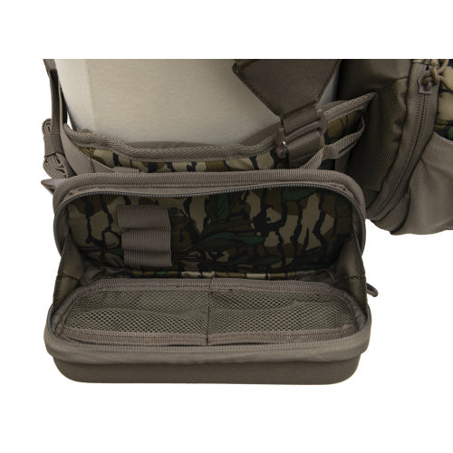ALPS Outdoorz- Turkey Tracker Vest Mossy Oak Greenleaf